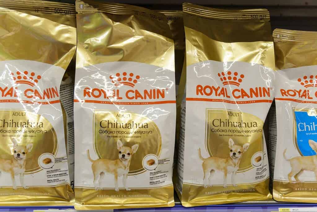 Premium dog food for adult Chihuahuas with balanced nutrition.